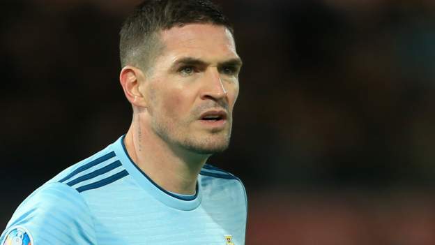 Kyle Lafferty: l&rsquo;attaquant retiré de l&rsquo;équipe NI au milieu d&rsquo;une enquête sur une remarque sectaire présumée