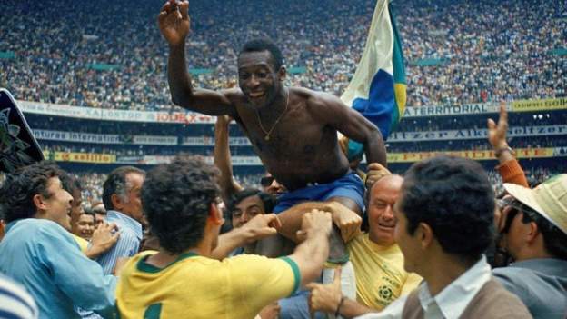 Pelé : la légende du football brésilien décède à l&rsquo;âge de 82 ans