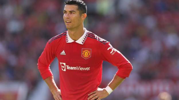 Les joueurs de Man Utd, dont Cristiano Ronaldo, critiqués par Erik ten Hag pour avoir quitté le match amical tôt