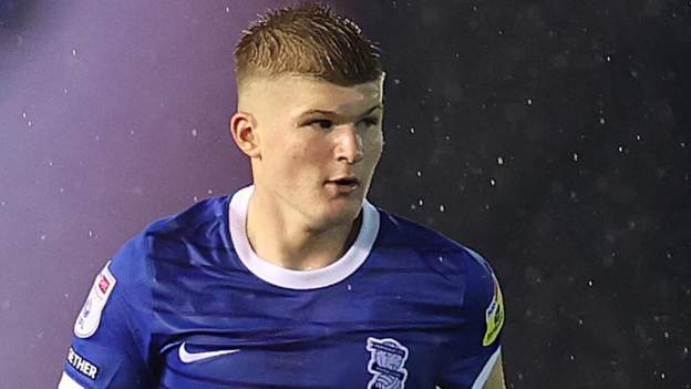 Le Pays de Galles appelle l&rsquo;adolescent de Birmingham Jordan James pour les matchs de la Ligue des Nations