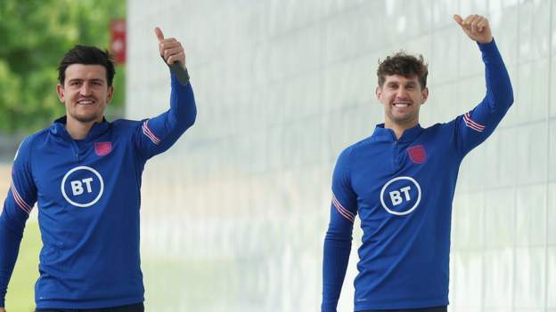 Coupe du monde 2022: John Stones dit que Harry Maguire « est trop fort pour être rompu »