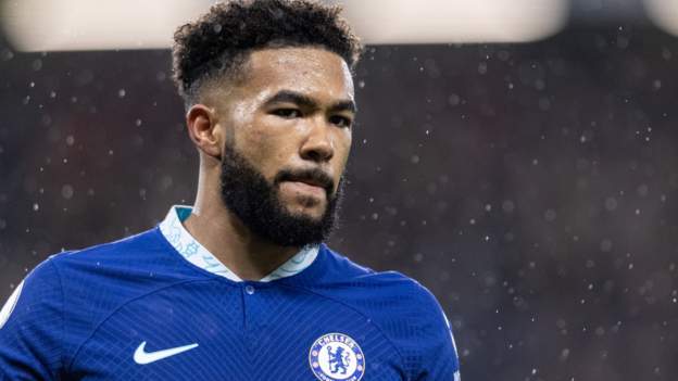 Reece James: le défenseur de Chelsea et de l&rsquo;Angleterre absent jusqu&rsquo;à quatre semaines en raison d&rsquo;une blessure au genou