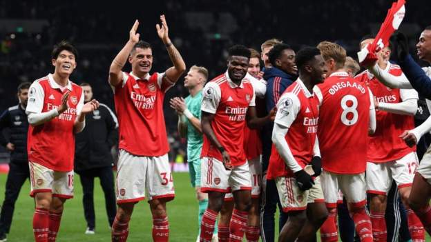 Tottenham 0-2 Arsenal: les fans des Gunners rêvent d&rsquo;un titre de Premier League après une victoire exceptionnelle