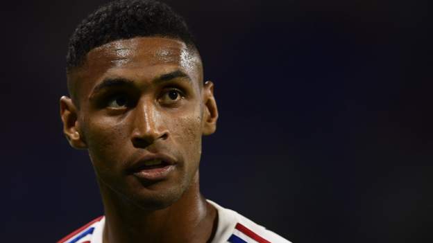 Tete: Leicester City signe l&rsquo;ailier du Shakhtar Donetsk jusqu&rsquo;en juin alors que le prêt de Lyon se termine