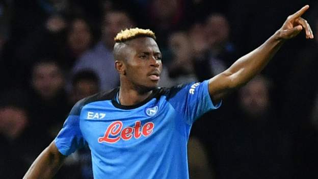 Naples 3-0 Eintracht Francfort (tot. 5-0) : le doublé de Victor Osimhen accueille les hôtes en quarts de finale