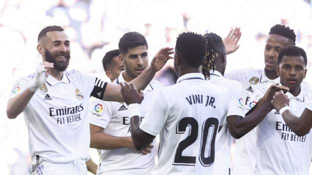 Real Madrid 6-0 Real Valladolid: Karim Benzema réussit un triplé en première mi-temps dans une grande victoire