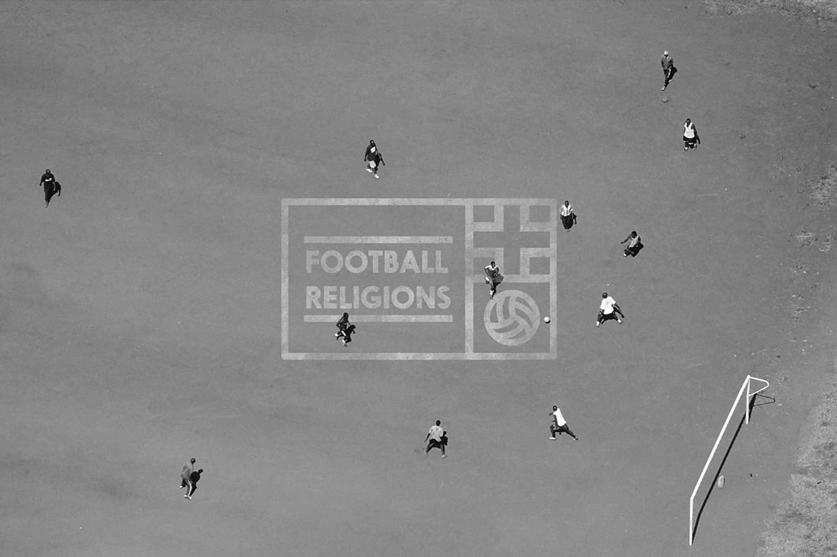 Les religions représentées en maillots de football