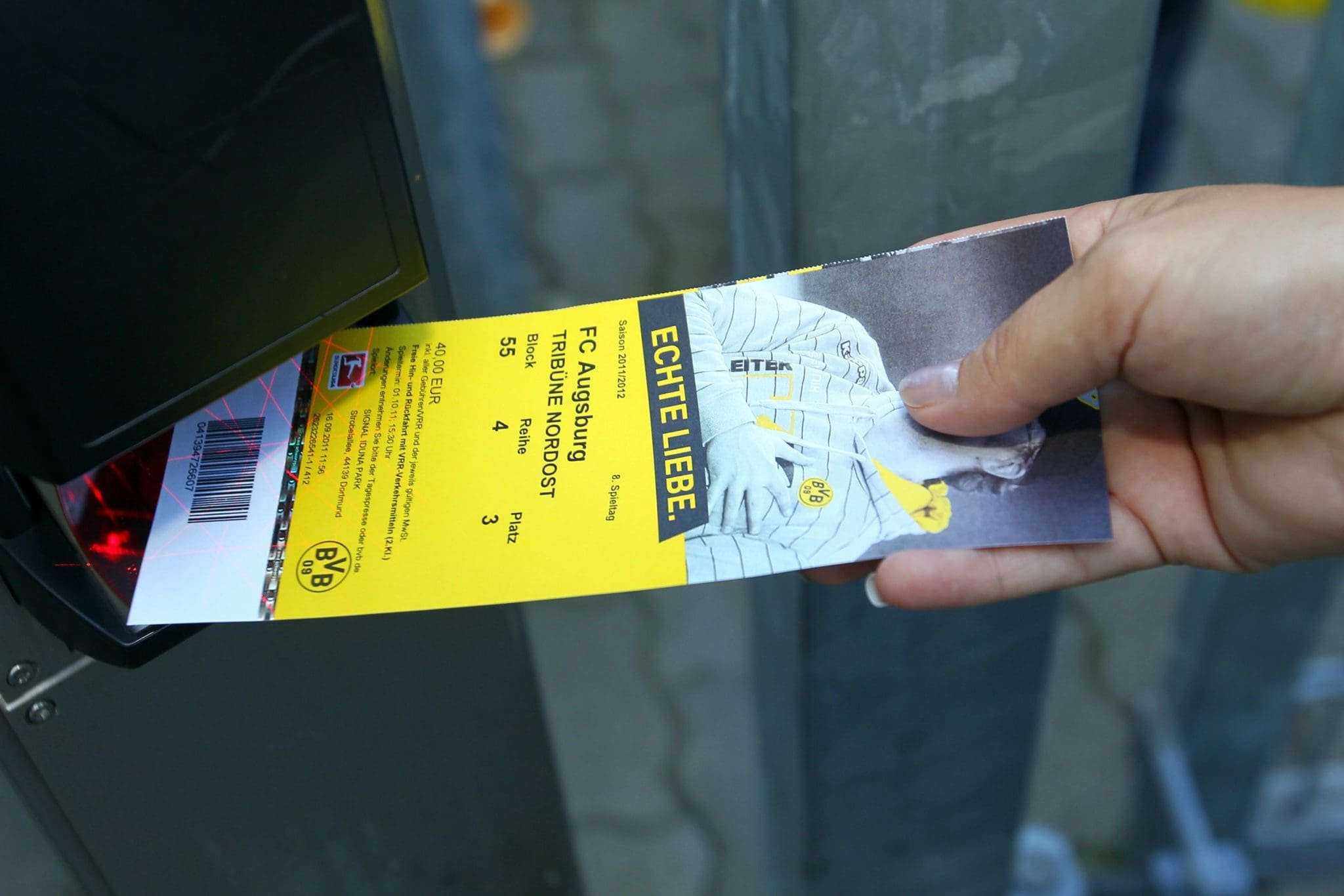 La fronde contre les billets trop chers prend de l&rsquo;ampleur