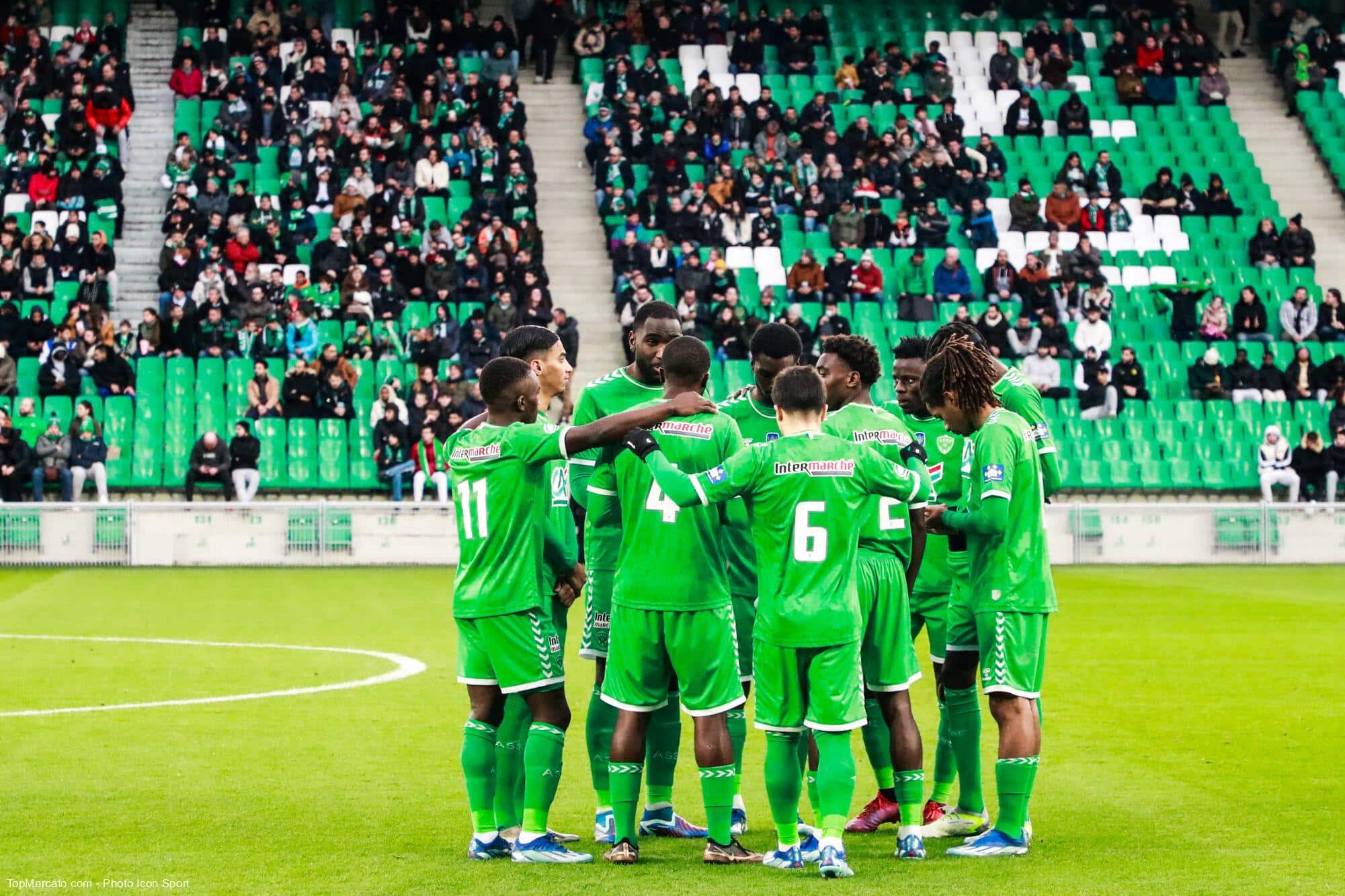 Ne manquez pas le grand match entre Bordeaux et l&rsquo;ASSE : découvrez sur quelle chaîne TV le regarder et les compositions probables des équipes !