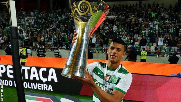 Matheus Nunes remporte la Supercoupe du Portugal