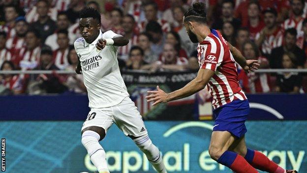 Vinicius Jr en action pour le Real Madrid contre l'Atletico Madrid