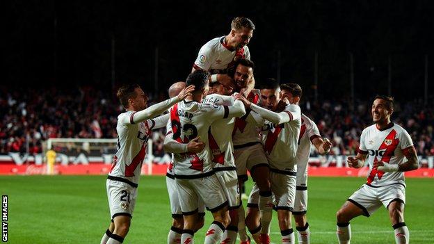 Rayo Vallecano célèbre un but contre le Real Madrid