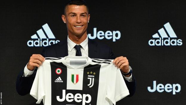 Cristiano Ronaldo (au centre) en juillet 2018