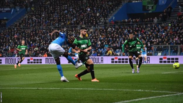 Victor Osimhen marque pour Naples
