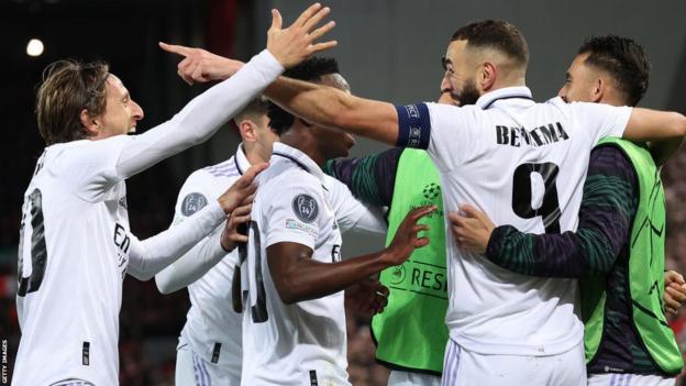 Le Real Madrid célèbre le cinquième de Karim Benzema