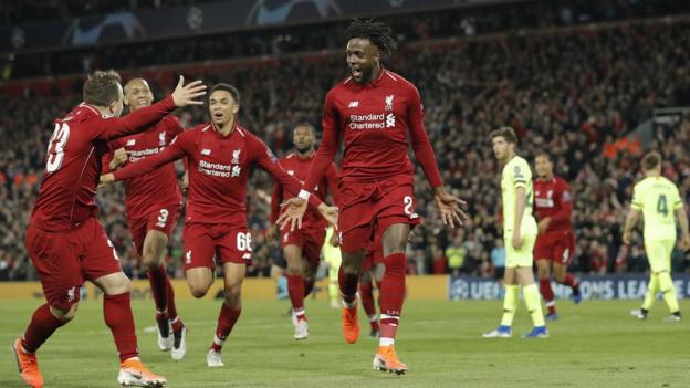Divock Origi célèbre le quatrième but de Liverpool contre Barcelone lors de leur superbe riposte en 2019