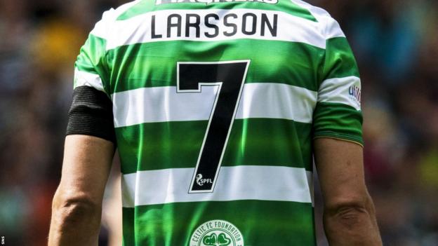 Henrik Larsson en chemise celtique