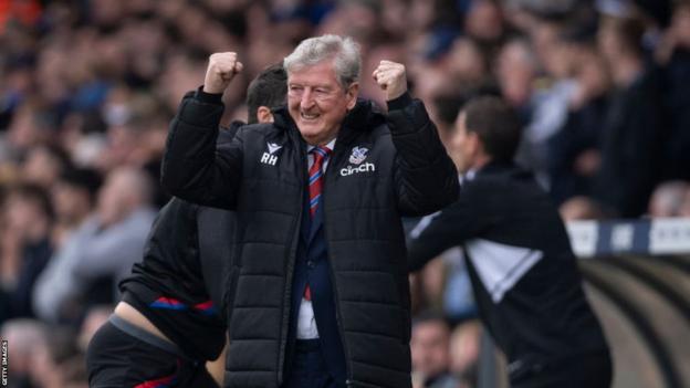 Roy Hodgson célèbre à Elland Road