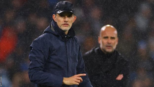 Le patron du Bayern Munich Thomas Tuchel (devant) et le patron de Manchester City Pep Guardiola lors du match de quart de finale de la Ligue des champions au stade Etihad
