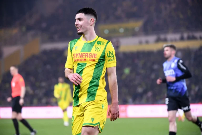 Mercato du FC Nantes : le club fixe un prix minimal de 40 M€ pour Abline