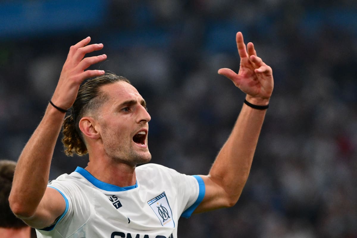 découvrez le parcours impressionnant d'adrien rabiot, maestro du football français, de ses débuts prometteurs à son ascension au plus haut niveau du jeu.