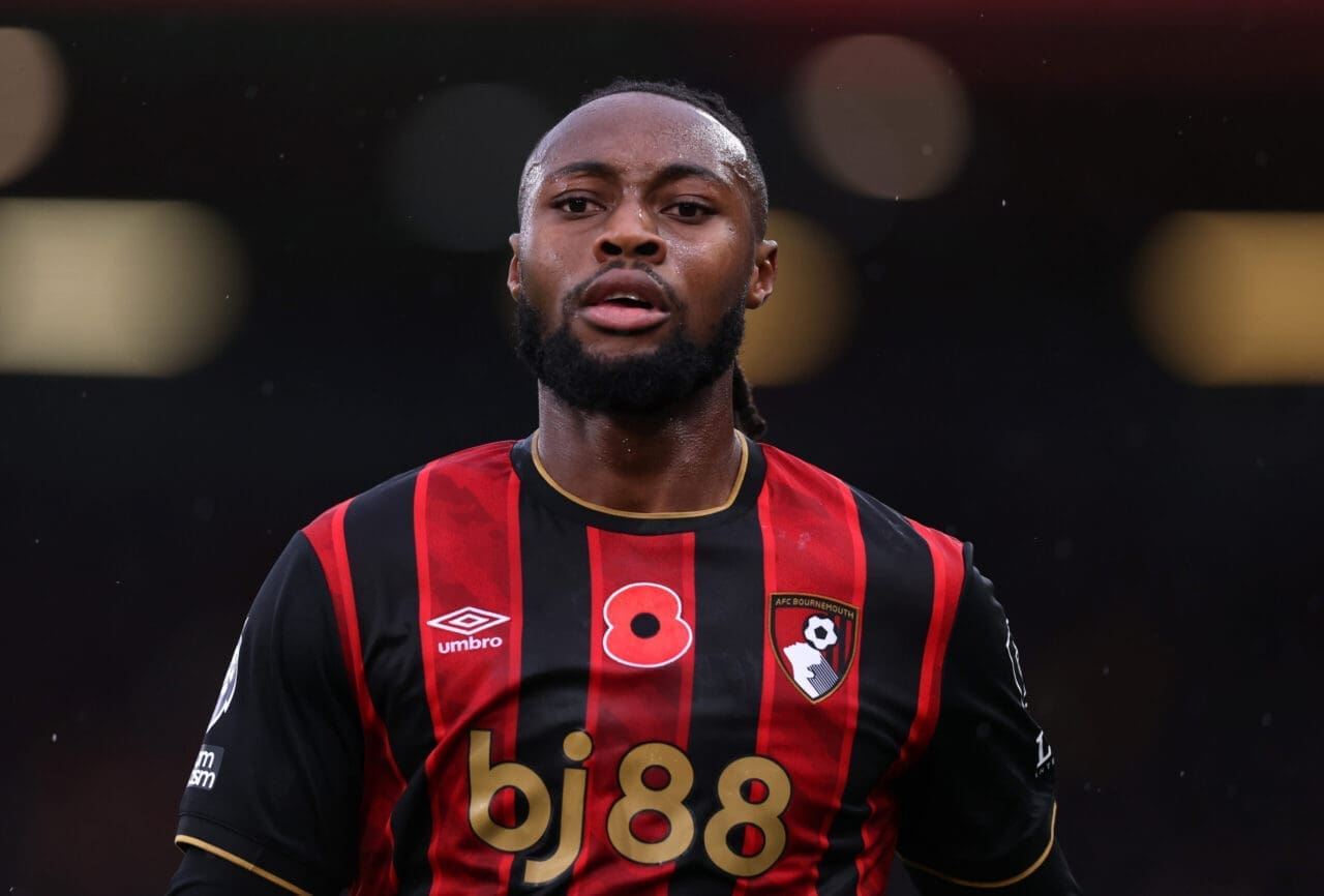 découvrez les liens entre antoine semenyo et manchester city, les dernières informations sur son transfert potentiel, ses performances et son impact dans le football anglais.