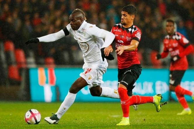 Mercato au Genoa : Balotelli adresse un tacle à Vieira