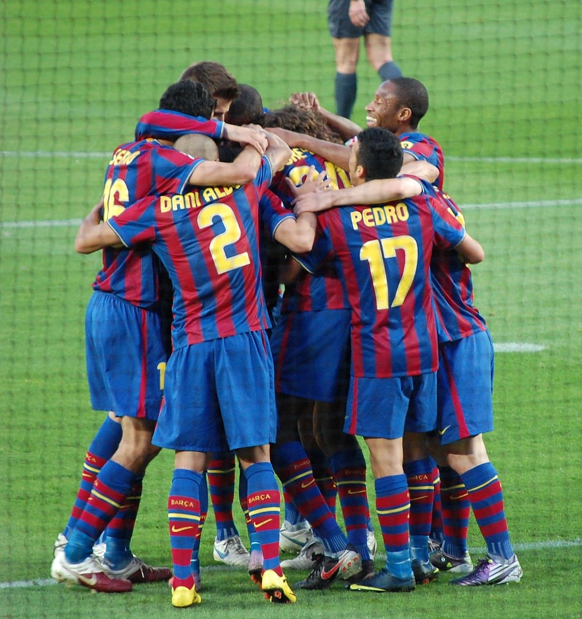 découvrez barcelone, la légende du football, où passion, histoire et talent se rencontrent sur le terrain. explorez les grandes équipes, les joueurs emblématiques et l'impact du fc barcelone sur le monde du sport.