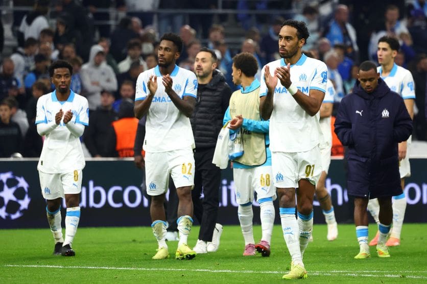 découvrez le résumé du match brest vs om, un duel intense où marseille fait face à des difficultés. analyse, moments clés et performances des joueurs.