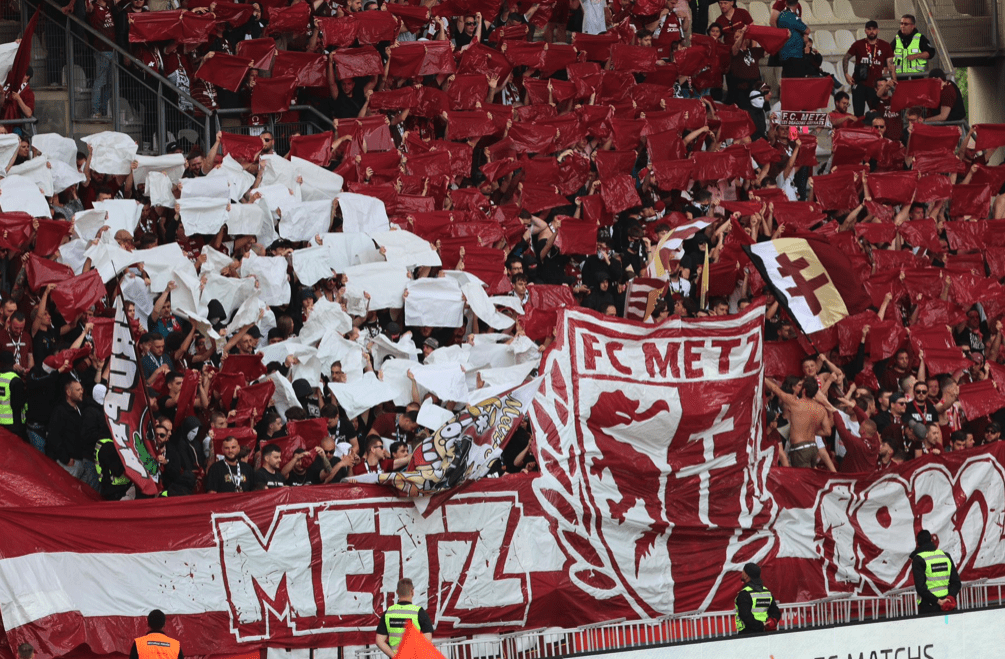 Une surprise amère : Roy s&rsquo;étonne que le budget de Brest soit inférieur à celui de Metz après une saison en Ligue des champions
