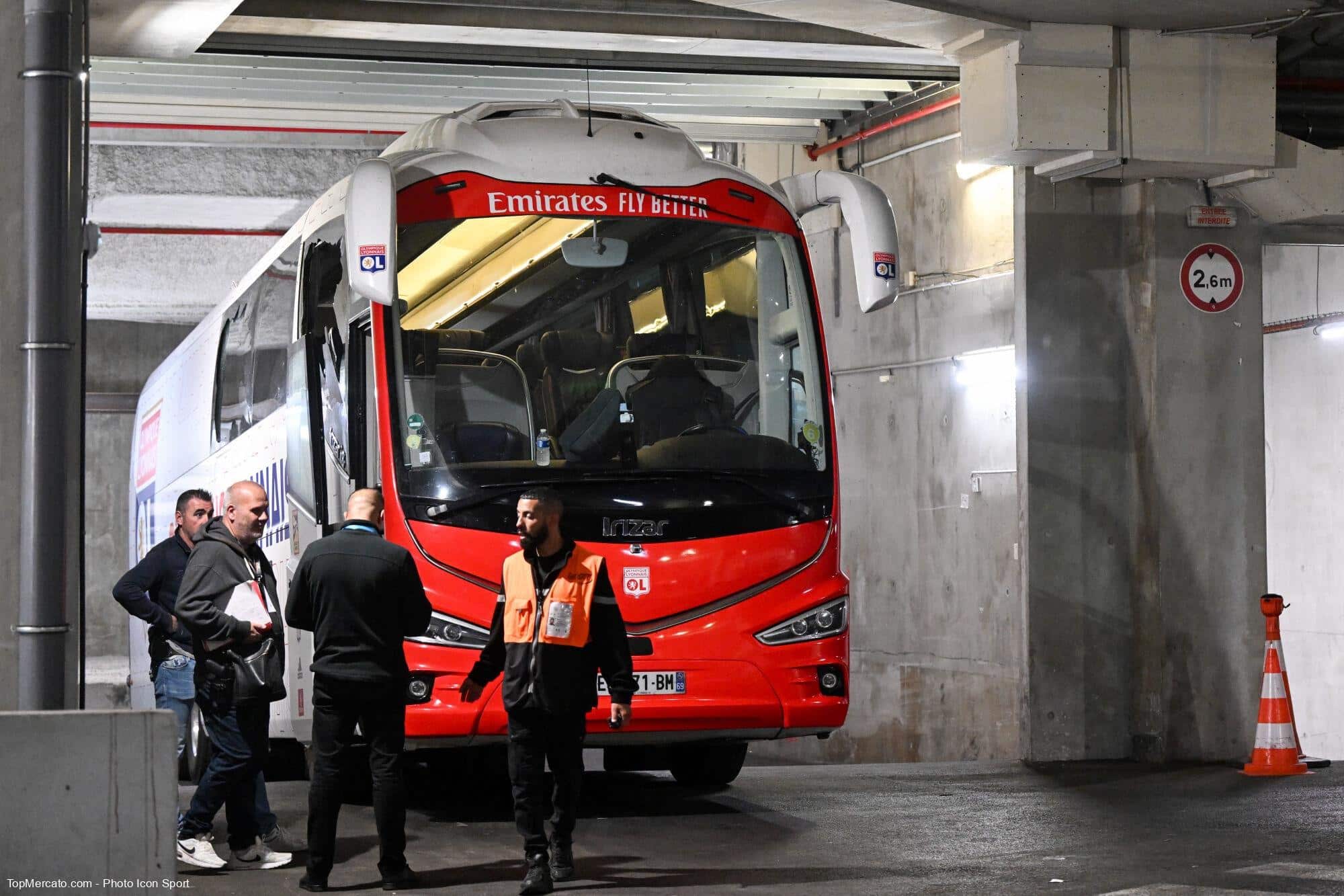 Découvrez la vidéo captivante tournée à l&rsquo;intérieur du bus lyonnais lors de l&rsquo;affrontement OM-OL !
