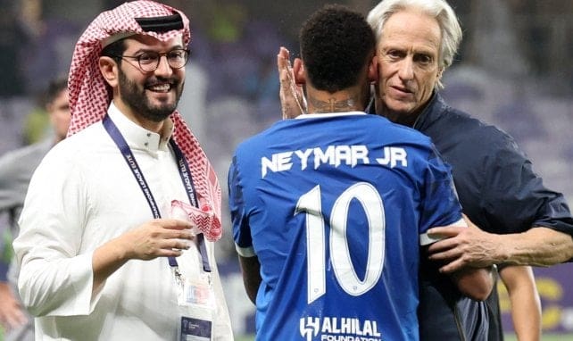 découvrez tous les détails du contrat de neymar santos, l'un des footballeurs les plus influents du monde. analyse des termes, des montants et des implications pour le football moderne.