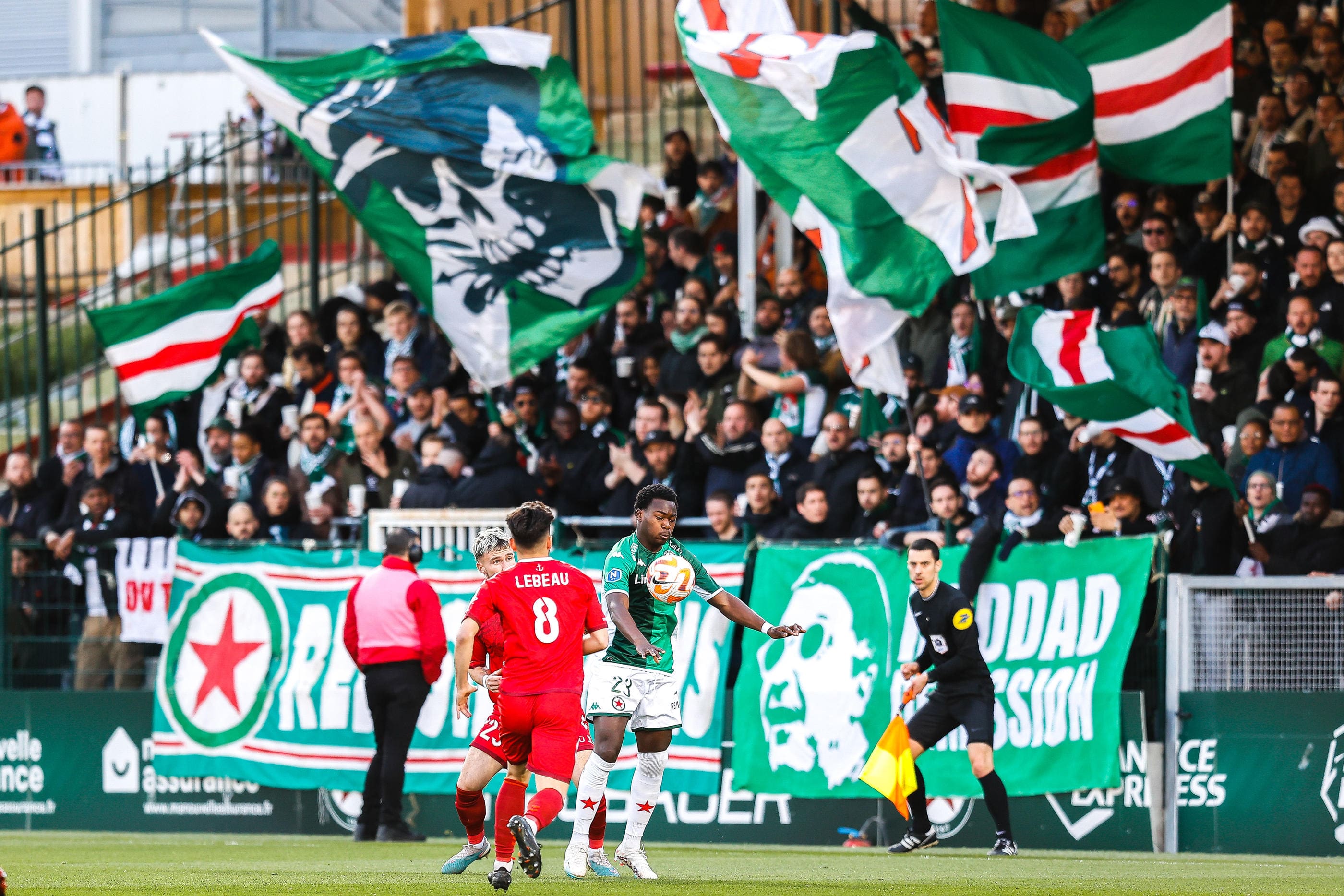 découvrez la délocalisation du match saint-brieuc contre le paris saint-germain (psg). ne manquez pas cet événement exceptionnel qui promet du spectacle et de l'émotion pour les passionnés de football !