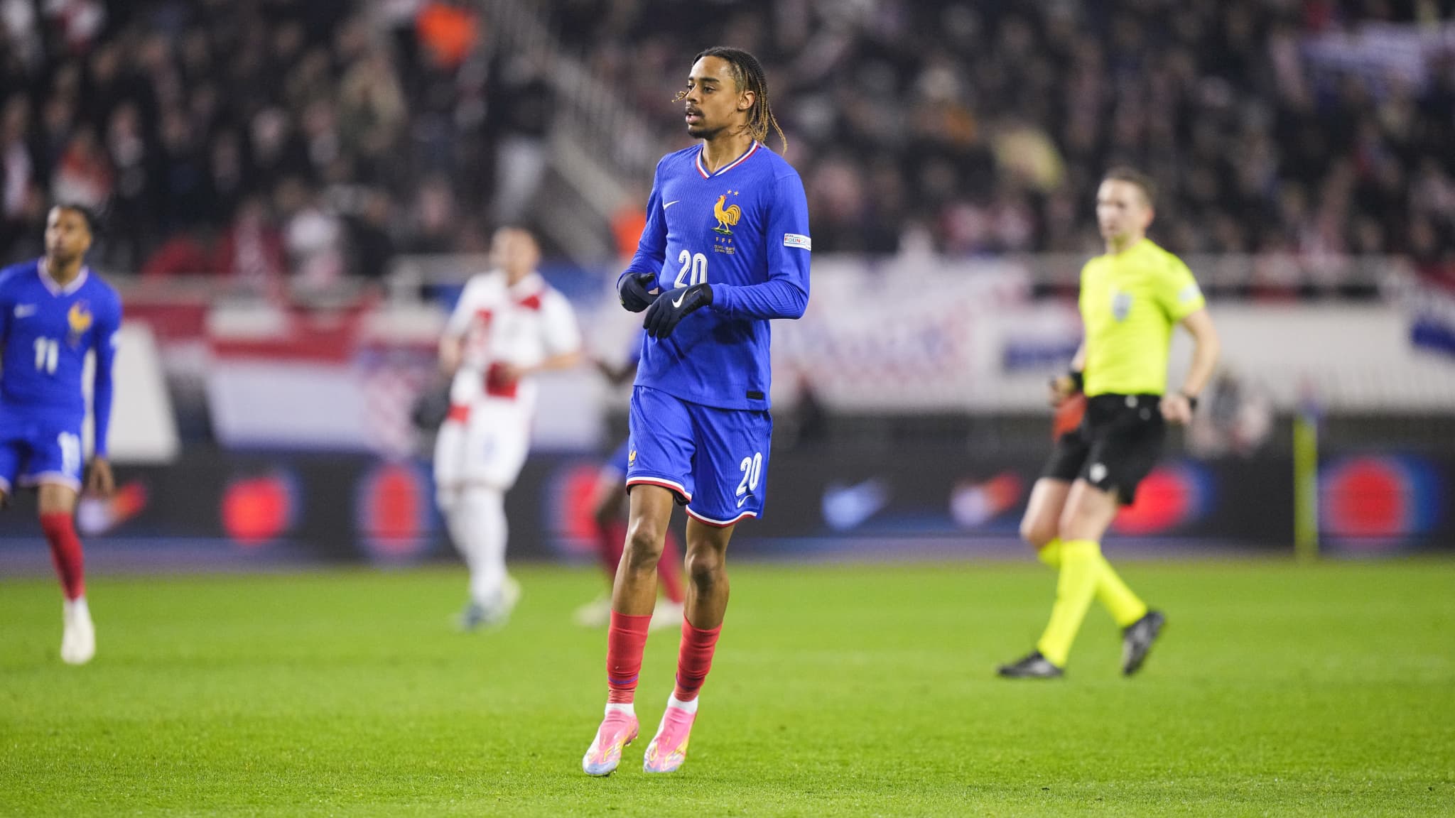 découvrez comment ousmane dembélé a lancé un signal d’alerte à la fédération française de football (fff). suivez les dernières actualités et réactions concernant ce dossier brûlant.