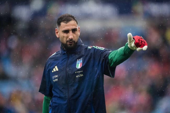 découvrez donnarumma, le prodige italien du football, connu pour ses performances époustouflantes dans les buts. explorez son parcours, ses succès et ses exploits sur le terrain qui font de lui l'un des jeunes talents les plus prometteurs d'europe.