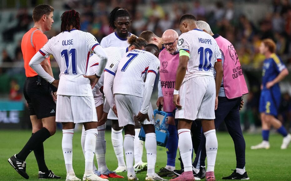 Une nouvelle source d&rsquo;angoisse pour le PSG : Doué quitte le terrain en boitant après le match Ukraine-France