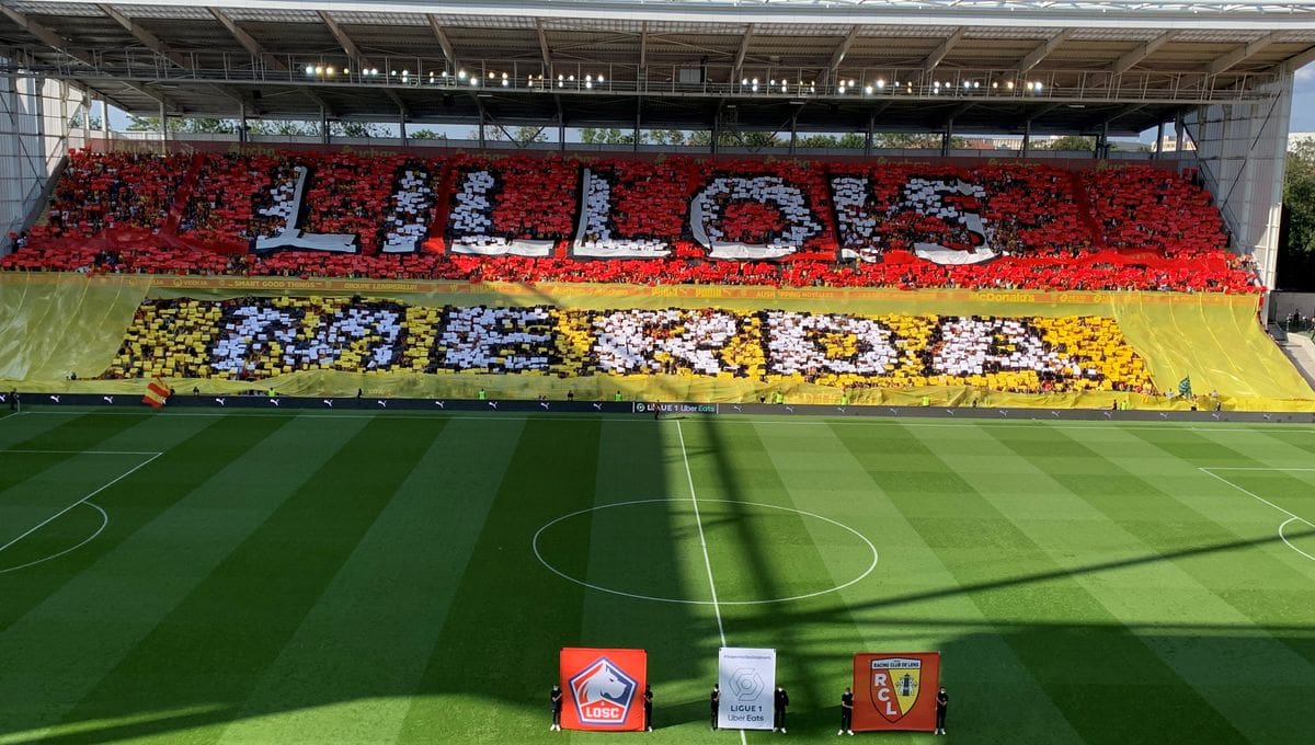 Lens-Lille : Revivez l&rsquo;euphorie du vestiaire lensois après leur triomphe lors du derby du Nord