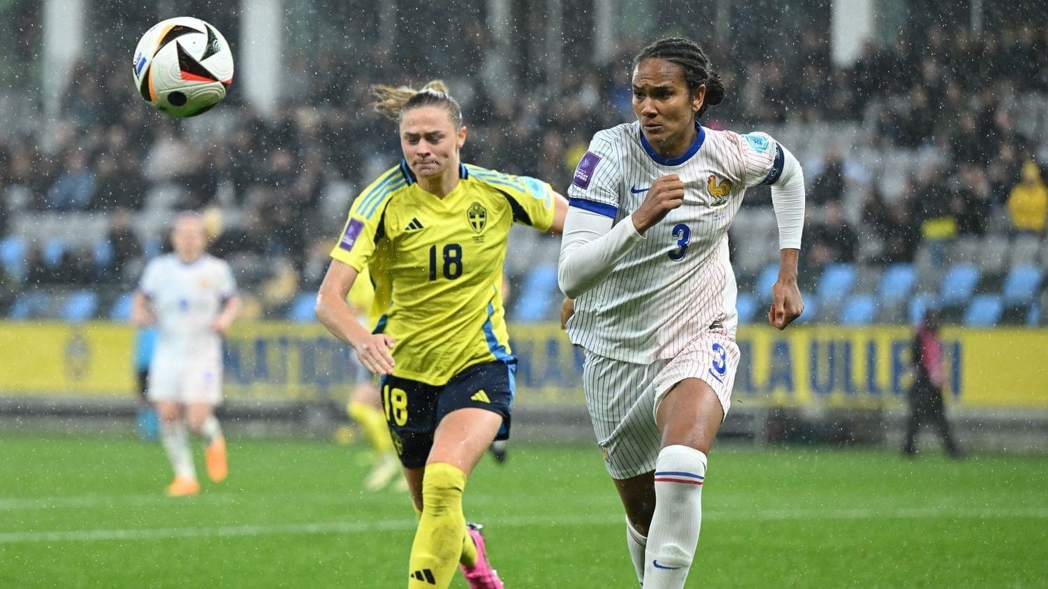 Direct : France-Suède – Les Bleues en quête de réponses face à la Suède