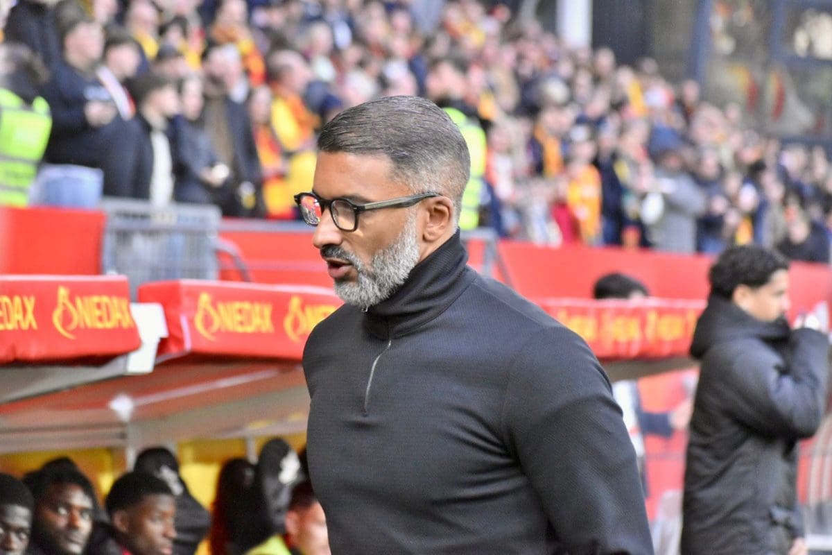 découvrez comment habib beye retrouve une image positive à l’om, renforçant son rôle et son influence au sein du club.