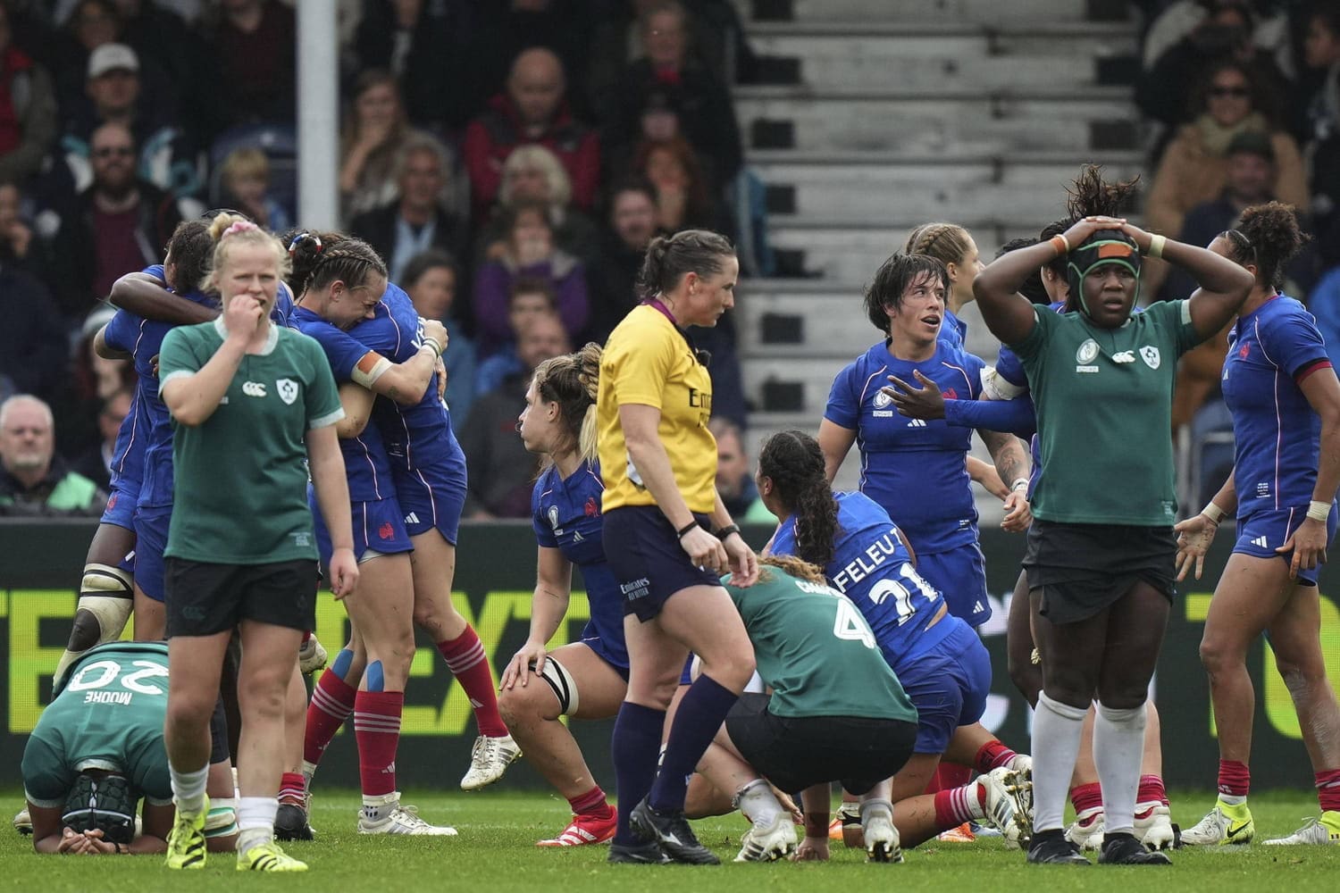 Irlande-France en direct : les Bleues dominées, une réaction impérative attendue