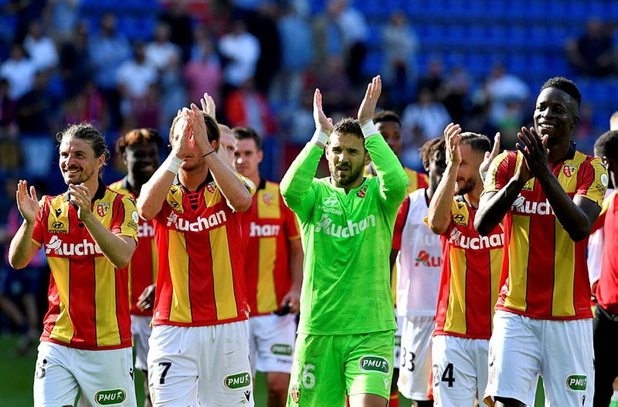 EN DIRECT : Saïd en feu, le Paris FC cède face à Lens qui reprend le sommet du classement