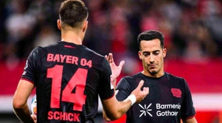 revivez les moments forts de la ligue des champions avec l'autogoal de koundé et la surprenante victoire de leverkusen contre manchester city.