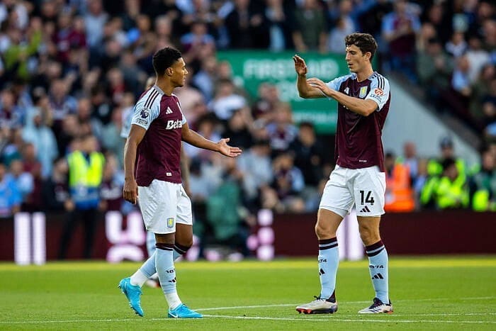 Man City prêt à profiter de l&rsquo;impasse entre Arsenal et Aston Villa lors de la 19ème journée