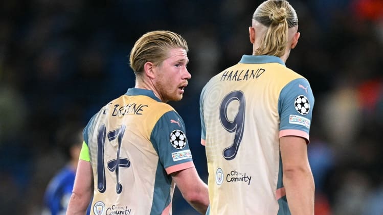 découvrez comment manchester city s'est imposé comme le roi du football anglais, avec des performances spectaculaires, des titres conquis et une équipe de stars qui redéfinissent le jeu. plongez dans l'univers captivant de ce club emblématique et sa quête de gloire sur la scène nationale et internationale.