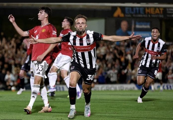 Manchester United Licencie Amorim : Maresca Favori pour Devenir le Prochain Entraîneur Permanent