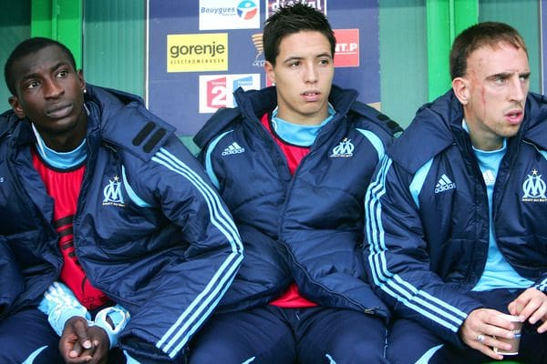 découvrez pourquoi samir nasri s'est retrouvé sur le banc de l'olympique de marseille (om) et ce que cela signifie pour la suite de sa carrière et pour l'équipe.