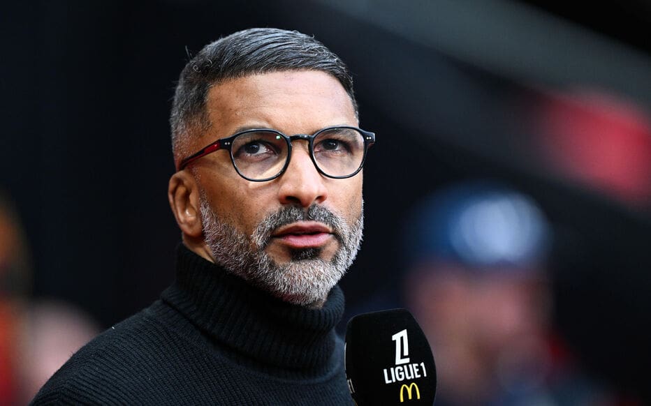 découvrez l'officialisation de la signature d'habib beye par l'om, un renfort majeur pour l'équipe cette saison.