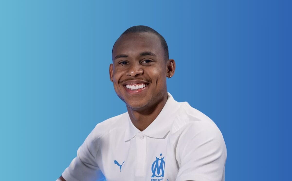 découvrez la réaction de paixão, qui exprime toute sa joie après avoir inscrit un doublé lors du dernier match. ses émotions et ses impressions à chaud suite à cette performance remarquable.