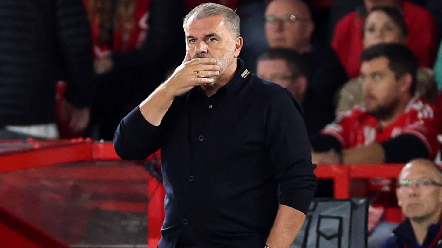 Transfert à Nottingham : Annonce officielle du départ de Postecoglou !
