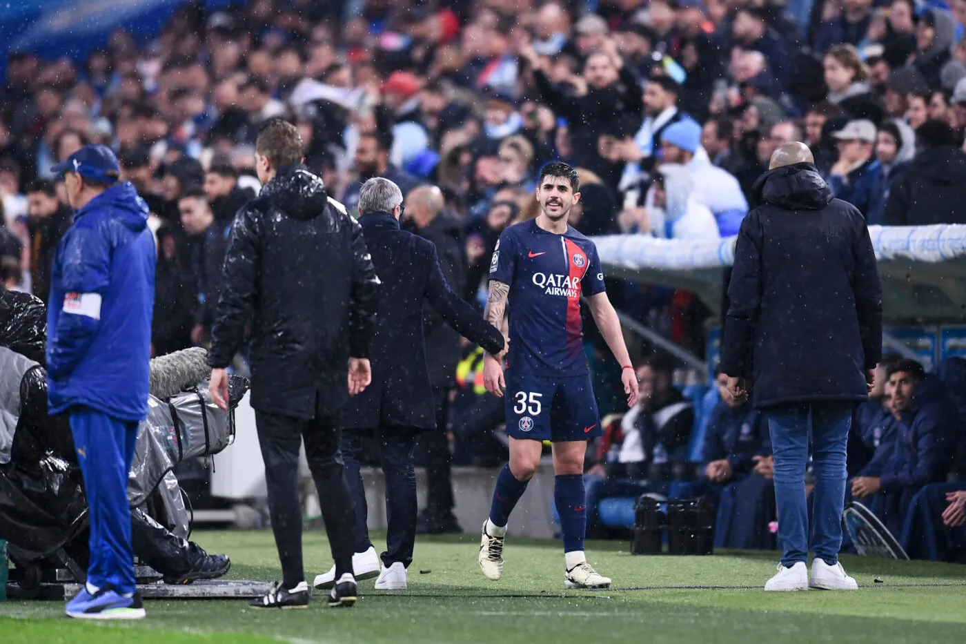 revivez le match psg-auxerre avec le doublé impressionnant de beraldo. découvrez les moments forts et l'analyse de cette rencontre de ligue 1.